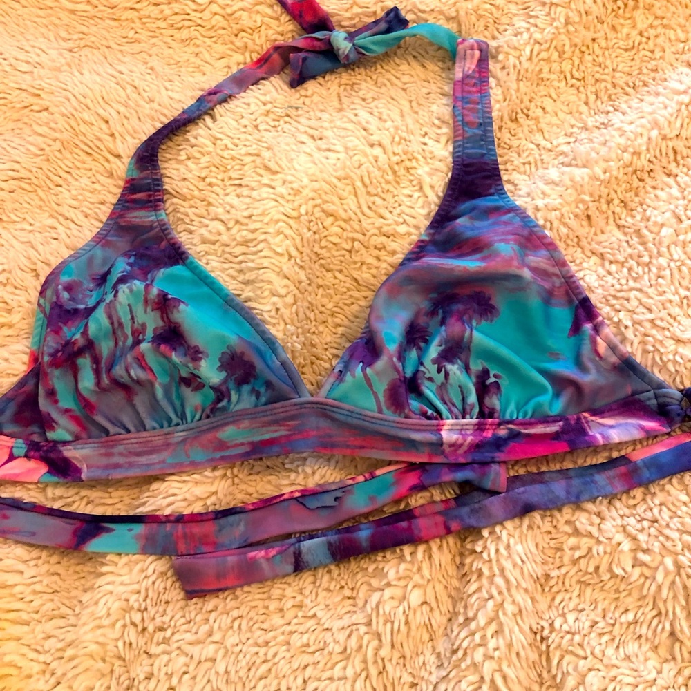 De La Mer purple and blue tie-dye halter bathing suit top size D